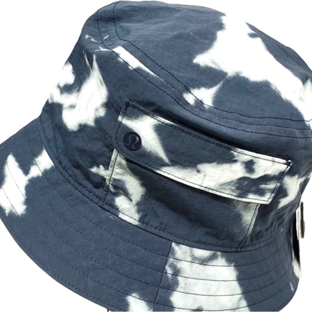 New Lululemon Women's On My Level Bucket Hat with Pocket Size S/M Blue Tie Dye